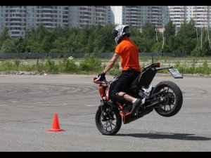 Курс: Экстремальное вождение мотоцикла.