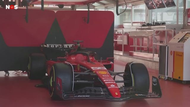 Lewis Hamilton stapt over naar grote rivaal Ferrari смотреть онлайн