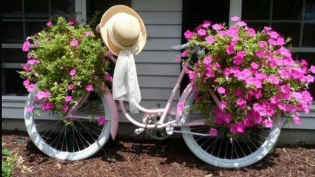 Творческий сад со старыми велосипедами! 50 увлекательных идей! смотреть онлайн