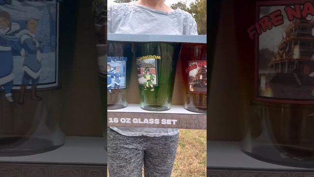 #freeproduct Celebrating with #avataradversaries Thank you Nickelodeon for these gifts! #gifted смотреть онлайн