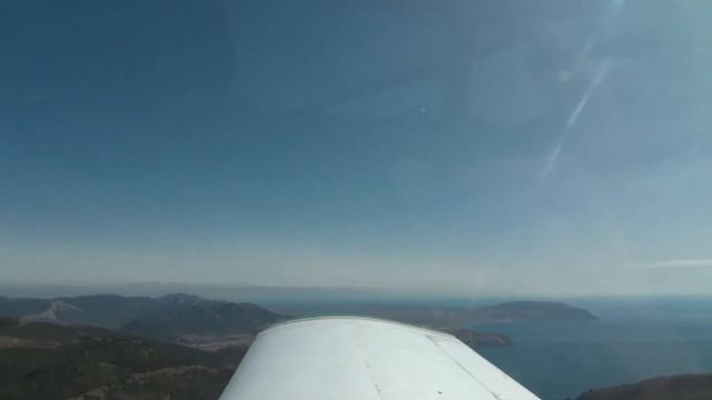 Юго-восточный Крым с самолёта (Коктебель, Кара-даг, Солнечная долина, Судак) смотреть онлайн