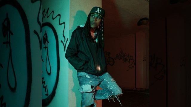 Dynomite смотреть онлайн