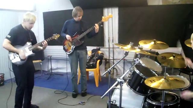 Джи-эй - Гуляя по ночным улицам смотреть онлайн