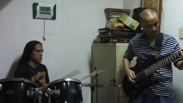 Ibanez Prestige RG1527 guitar. Seymour Duncan Blackouts AHB-1 pickups.