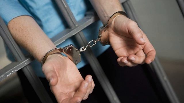 СЕ ҚАЛЛОБӢ БО ПУЛИ МОШИНУ ЗАМИН ДАР ИСТАРАВШАН ВА ДУЗДИИ СКУТЕР ДАР БАЛХӢ смотреть онлайн