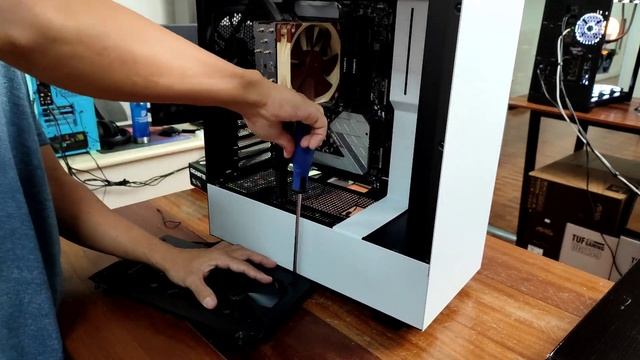 NZXT H510 x NOCTUA-U12S PC Build (Time-lapse) | PCB-9 смотреть онлайн