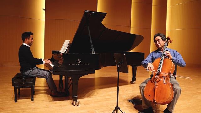 The Swan from Saint Saëns' Carnival of the Animals (piano only) смотреть онлайн