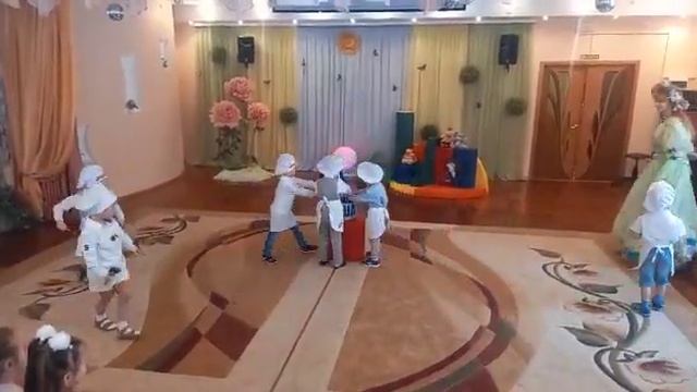 танец "Маленькие поварята", вторая младшая группа смотреть онлайн