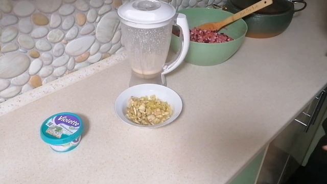 Чем идеально отстирываются кухонные полотенца?! Простое и быстрое приготовление Шарлотки! смотреть онлайн