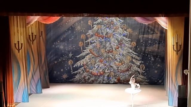 Щелкунчик соло она смотреть онлайн