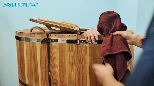 Хичома Даво дар метро Теплый стан