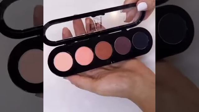 Paleta de sombras T02 Atelier Paris смотреть онлайн