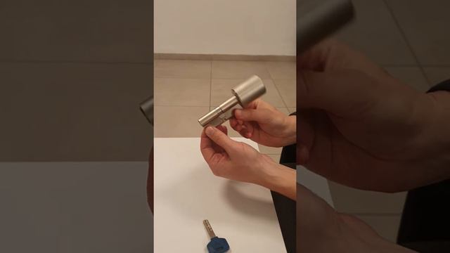 Xiaomi Wima Smart ZigBee Cylinder problem. Does not work properly. смотреть онлайн