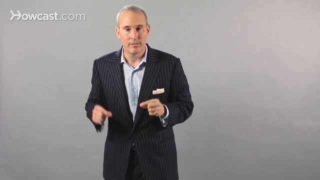 How to Move around While Making Speech | Public Speaking смотреть онлайн