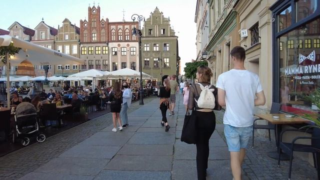 ⁴ᴷ⁶⁰ ?? Poznan/Poland Walking Tour - #35 - Old Market Square - Summer 2021 (July 2021) [4K] смотреть онлайн