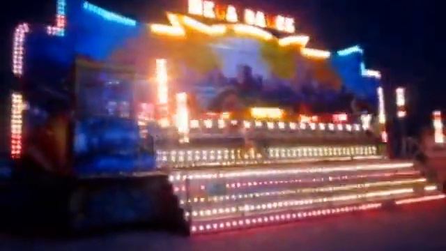 Аттракцион Лавица Луна парк 2013 смотреть онлайн