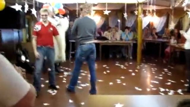 2010.29.05-MVI_1234 - кто кого или много смеха.avi смотреть онлайн