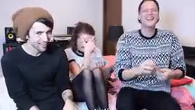 CARDS AGAINST HUMANITY (feat. Maisie Williams)