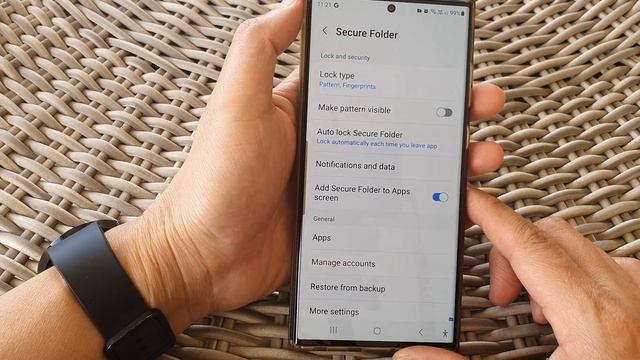 ?? Galaxy S23's: How to Enable/Disable The Secure Folder App Icon Badges смотреть онлайн