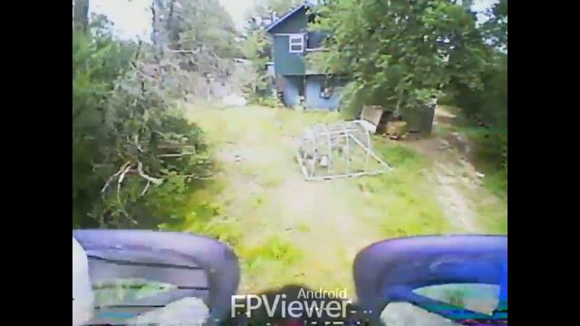 First Drone Tree Crash~Micro Kwads FPV Mix смотреть онлайн