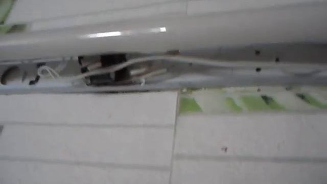 Как включить лампу дневного света, если сгорел дроссель (драйвер)... смотреть онлайн