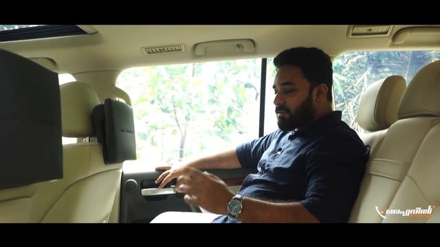 Toyota Land Cruiser | മോഹൻലാലിന്റേയും മമ്മൂട്ടിയുടേയും പ്രിയപ്പെട്ട SUV | Flywheel Malayalam смотреть онлайн