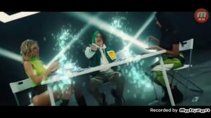 песня-влетел с двух ног это колян певец:Некоглай-2 часть не моя