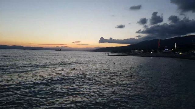 Кабардинка, вечернее море 1.07.2018 смотреть онлайн