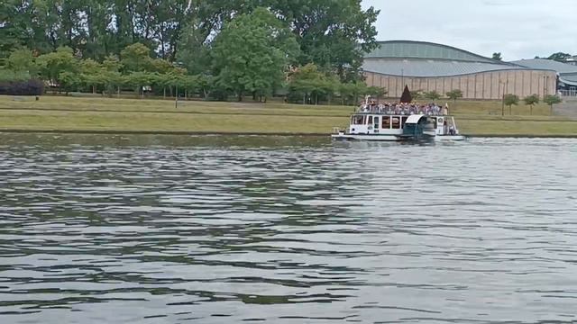 Река Висла в Кракове. Влог Польша смотреть онлайн