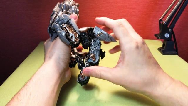 Обзор Transformers Studio Series Voyager Class ROTF Megatron смотреть онлайн