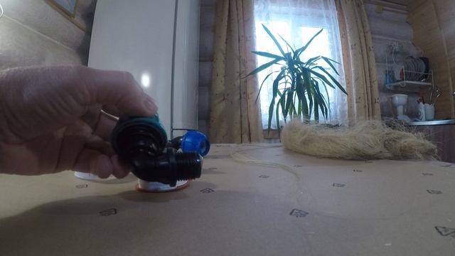 Уплотнительные материалы. Как и чем уплотнить резьбу! смотреть онлайн