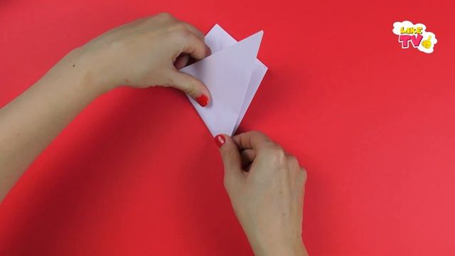 Как сделать ПРОСТЫЕ СНЕЖИНКИ из бумаги A4. Новогодние поделки смотреть онлайн