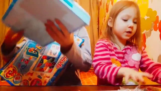 Алиса и Эльза аквабидс (aquabeads) смотреть онлайн