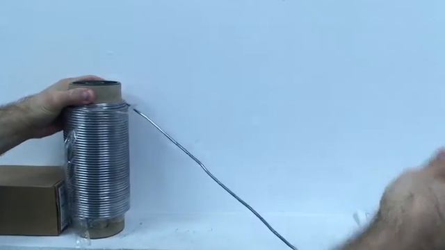 Гибкость свинцовой проволоки под собственным весом. Длина 40см. Марка свинца С1 смотреть онлайн