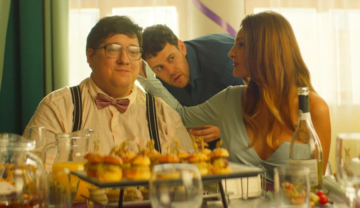 Трейлер фильма Ботан и супербаба