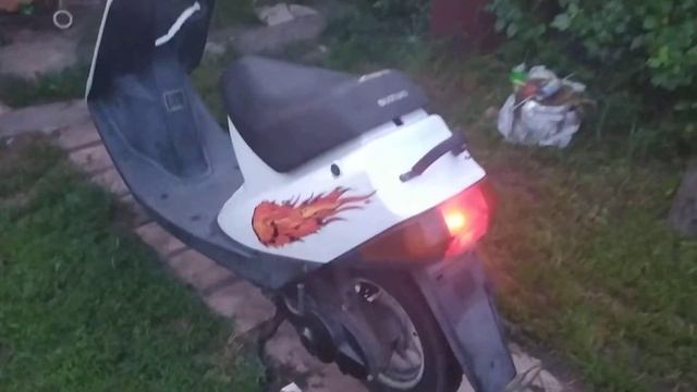 Скутер Сузуки HIap после ремонта. Был куплен в мешке. смотреть онлайн