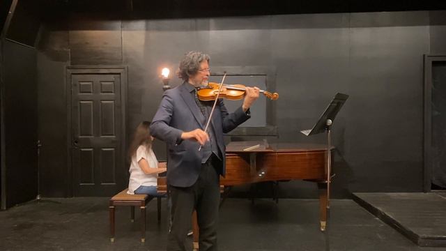 Schubert Violin Sonatina - Op. 137, No 1 смотреть онлайн