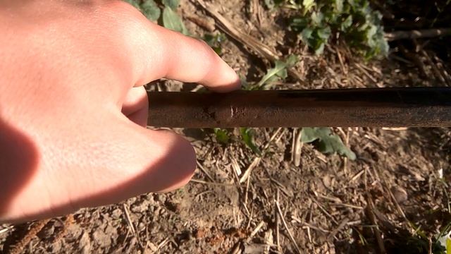 Изрядно побитая жизнью ЖВЗ В-140 "Десна", которая очень нуждается в реставрации... смотреть онлайн