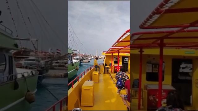 Жёлтый батискаф в Красном море,. Хургада, Египет смотреть онлайн