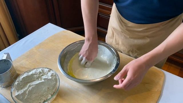 Pizza Napoletana дома в духовке как из ресторана - Часть 1. Тесто для пиццы | MOLTO