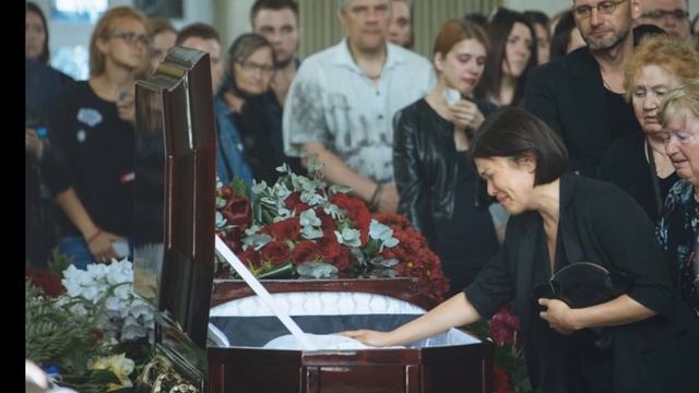 звёзды на похоронах Олега Яковлева редкие кадры смотреть онлайн