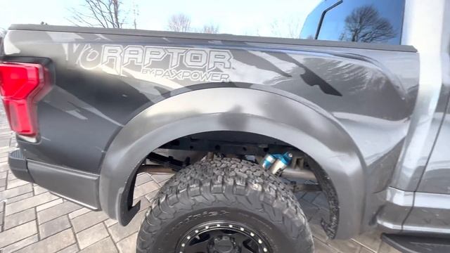 2020 Ford F-150 Raptor Conversion Walk-around Video смотреть онлайн