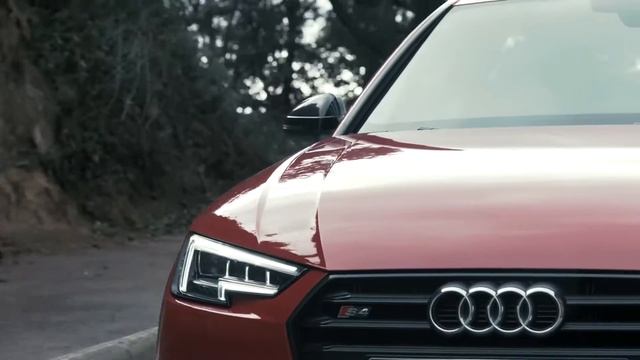 Audi S4 B9 - Présentation complète смотреть онлайн