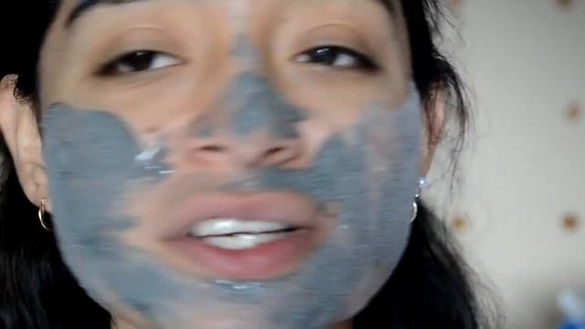 Mascarilla de burbujas (arcilla y carbón activo) limpieza profunda смотреть онлайн