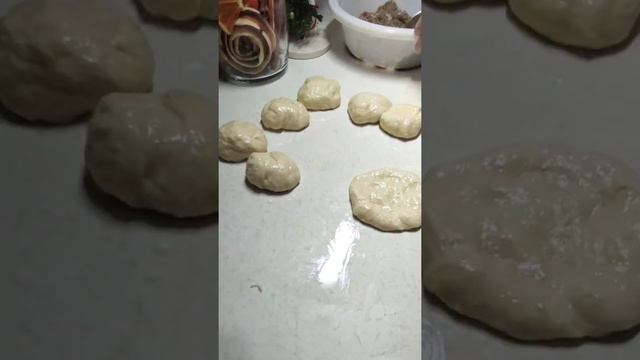 самые вкусные БЕЛЯШИ. рецепт в описании под видео ?#беляши #friedpies#pies смотреть онлайн