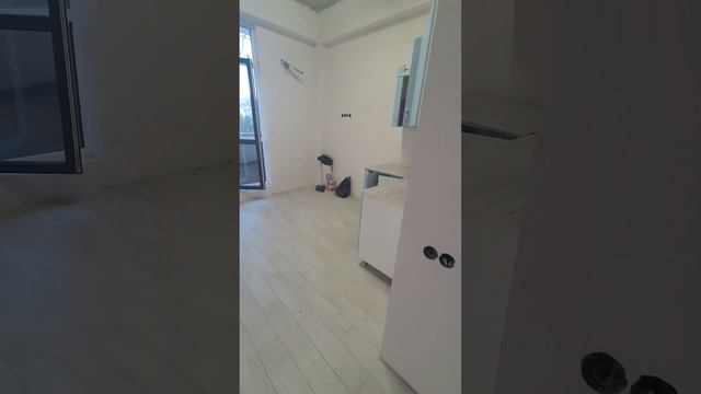 Сочи, ЖК Романовский , апартаменты 28 кв.м., цена 5,3 млн руб. До пляжа Санта-Барбара 15-20 минут смотреть онлайн