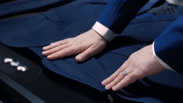 Сколько костюмов должно быть в мужском гардеробе? Обзор из бутика HUGO BOSS смотреть онлайн