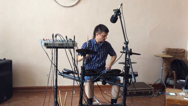 Макс Корж - Жить в кайф (Drums cover glazike) смотреть онлайн