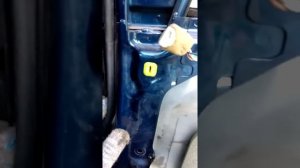 Снятие передней двери Lancer 9