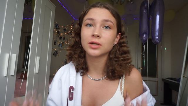 мне сегодня 17! / ПРАЗДНУЮ В ОДИНОЧЕСТВЕ/ ПОСТУПАЮ В ГИТИС/ последний день в школе-экстернате смотреть онлайн